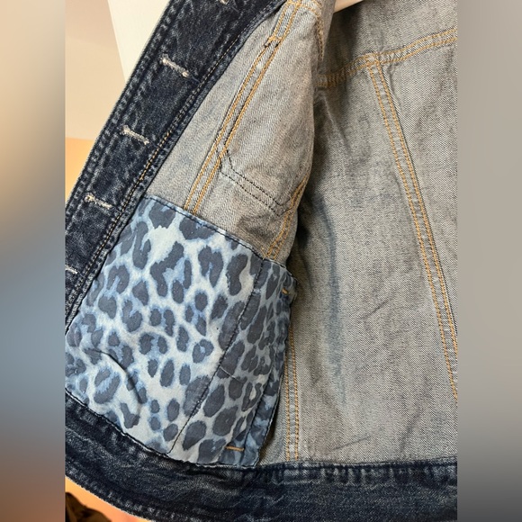 Women’s Express Jean Jacket - Picture 5 of 14